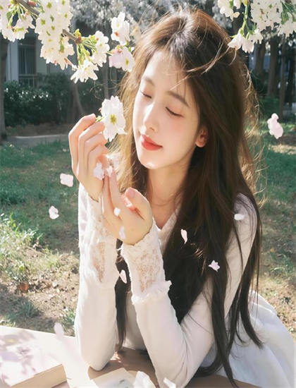 爸爸哄女儿视频-电影怒海争锋